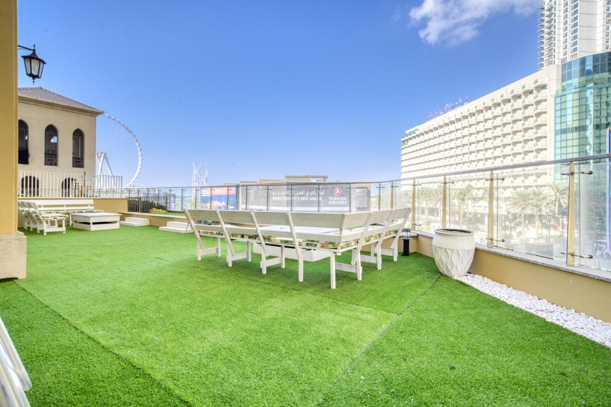 Luxurious 4 Bedroom Duplex With Terrace & Sea View Dubai Exterior photo